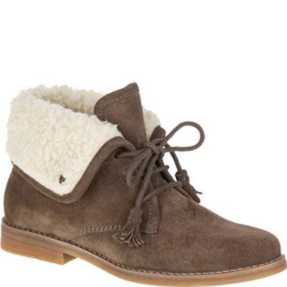 Hush Puppies Shoes - 🆕 NIB 🐶 Hush Puppies Marthe Cayto Ankle Bootie